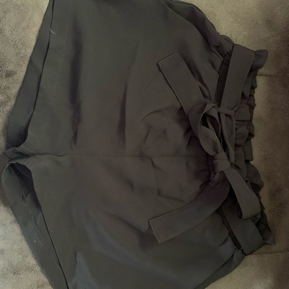 Charlotte Russe black paper bag shorts